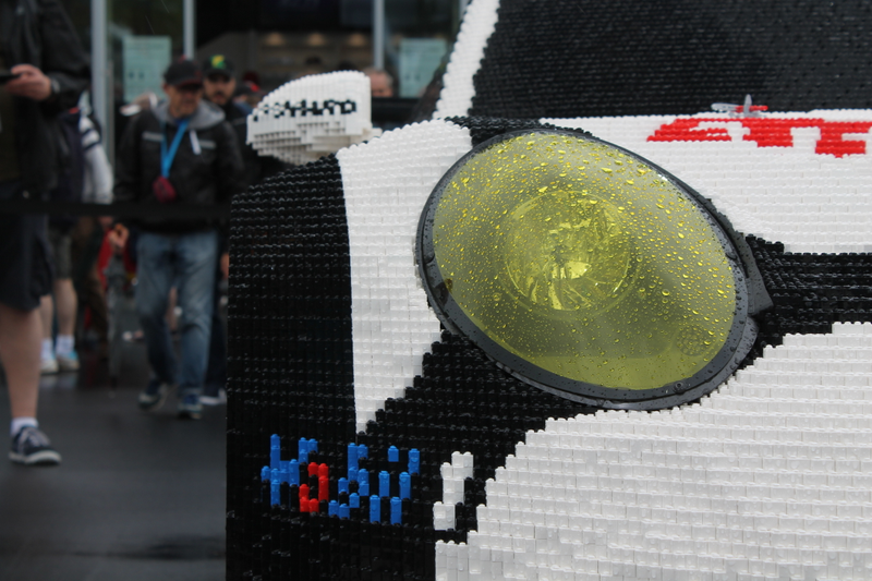 Illustration for article titled Half Of This Porsche Is Made Of Lego Bricks